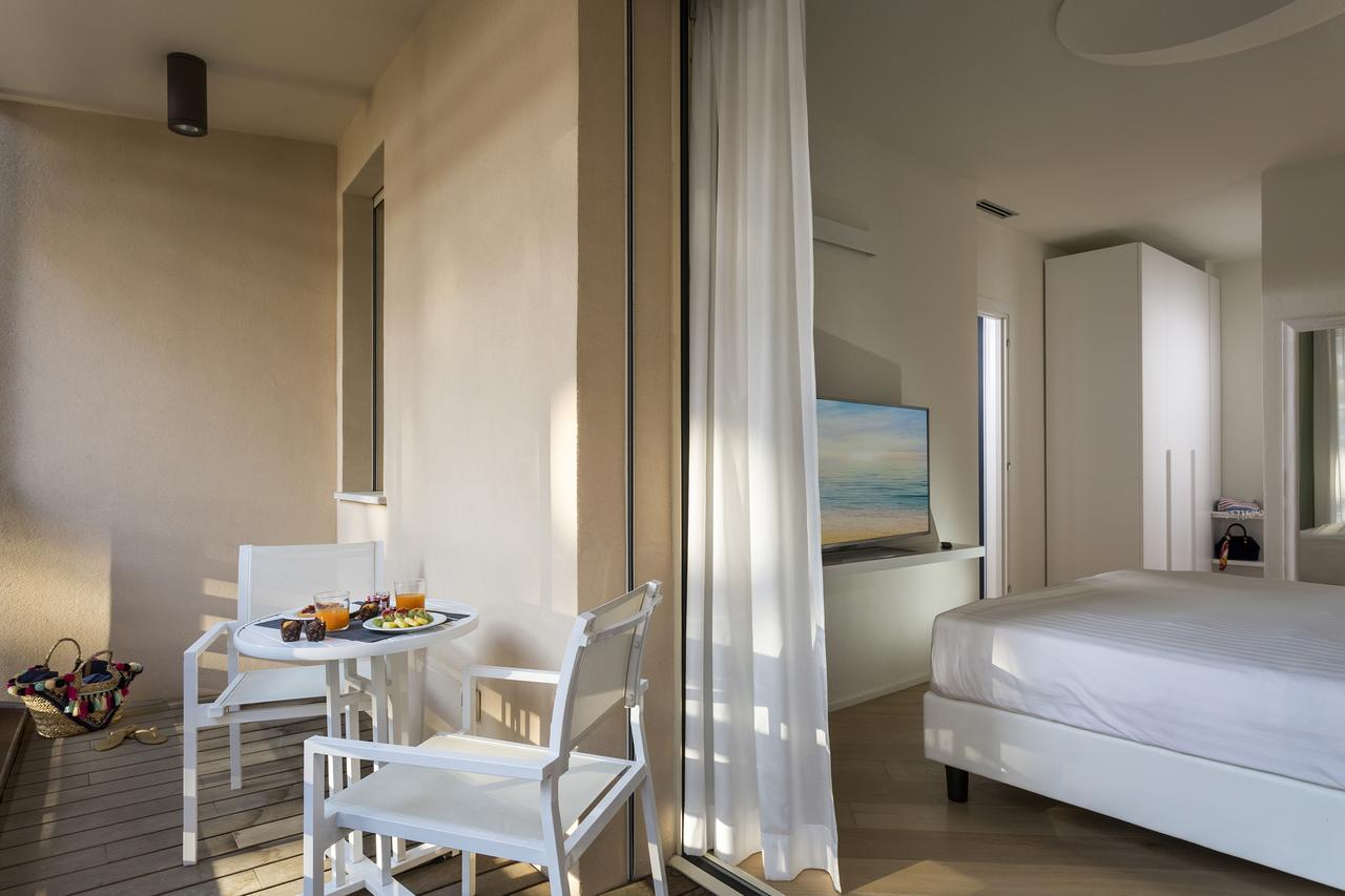 Embassy Aparthotel Rimini Exterior photo